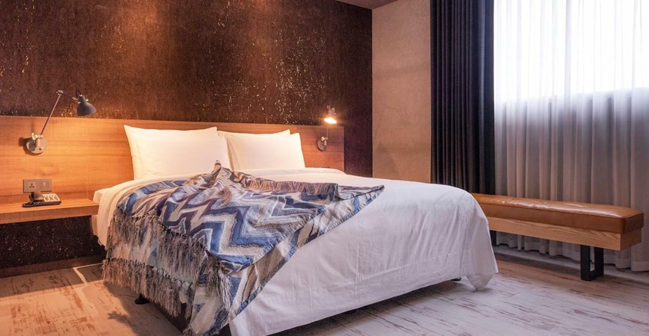 Brio Hotel Kaohsiung Esterno foto